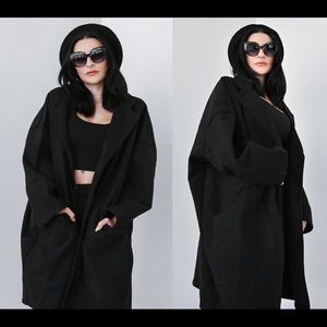 OVERSIZED Paris Coat - Black